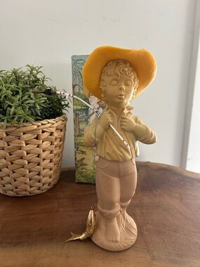 VINTAGE Avon Catch A Fish  Boy Fishing Cologne With Box